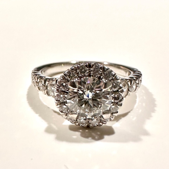 Diamond Ring - Picture 2 of 5